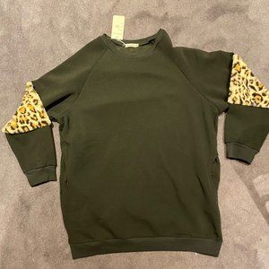 Z Avenue Black Leopard-Accent Sweatshirt Tunic